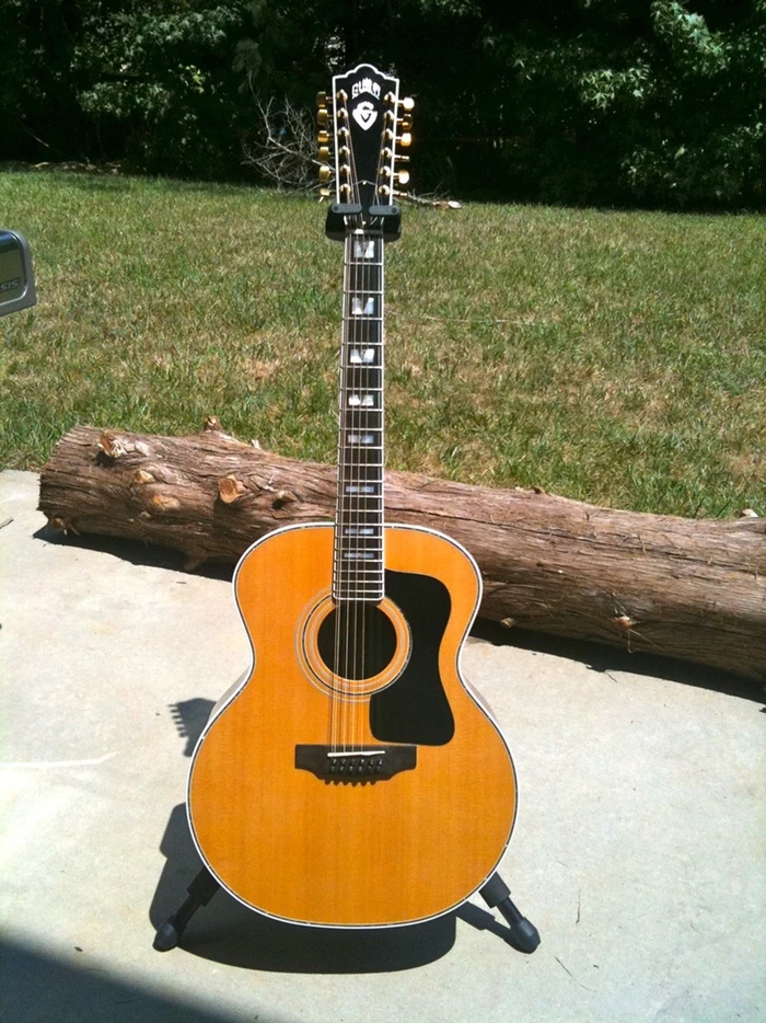 1976 Guild F-512