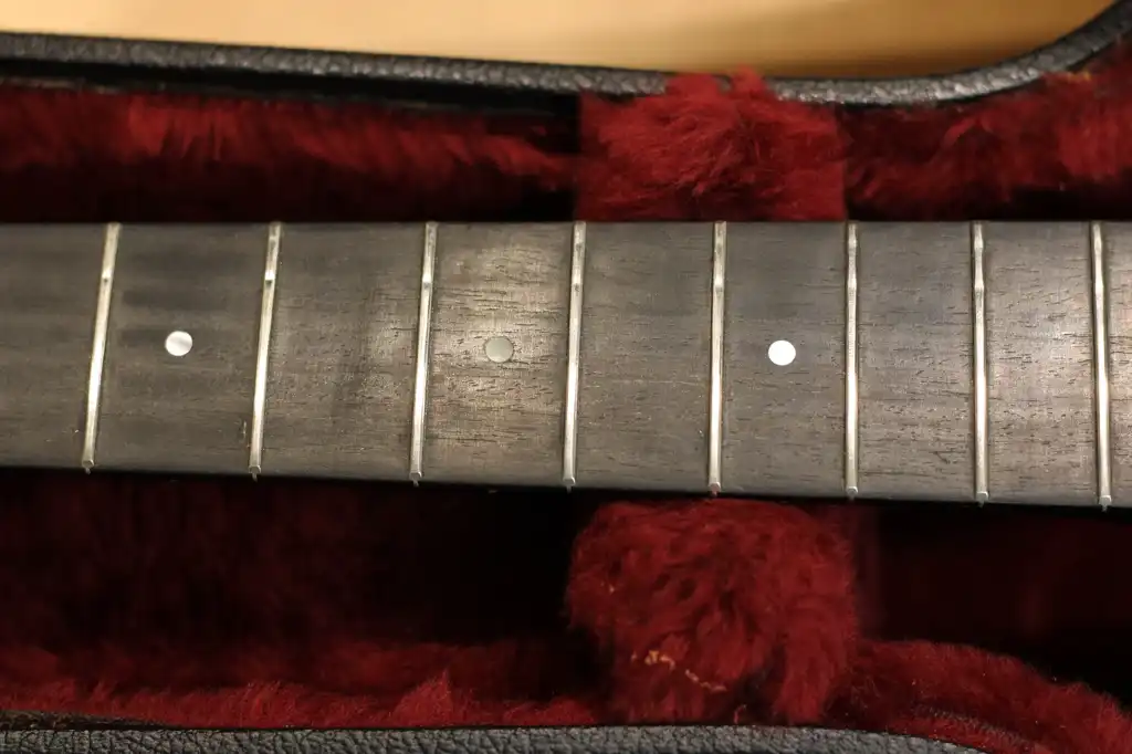 Fret Wear usually equates to "Well Loved!"