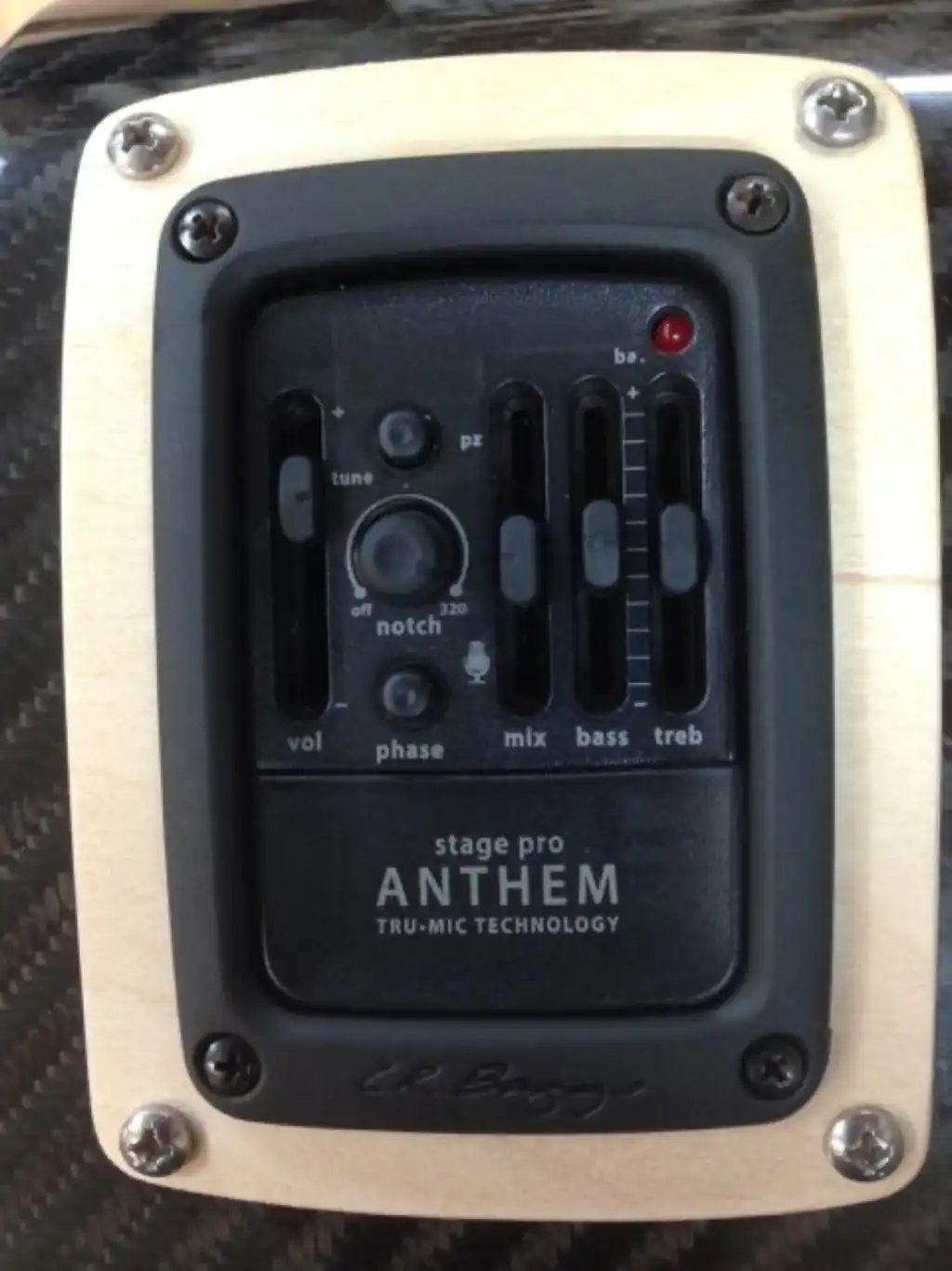 Housing ring secured to the preamp