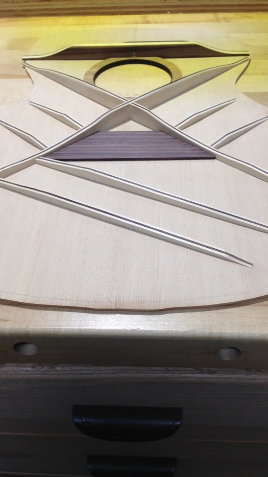 Cozad Guitars - Reduced Soundboard Bracing