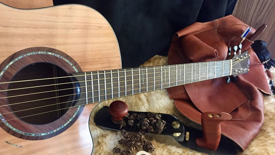 Cozad Guitars - The Tonnerre