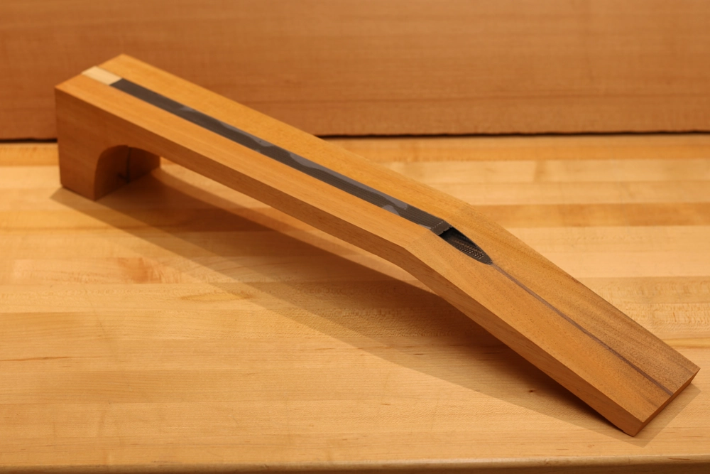 D-Tube Neck