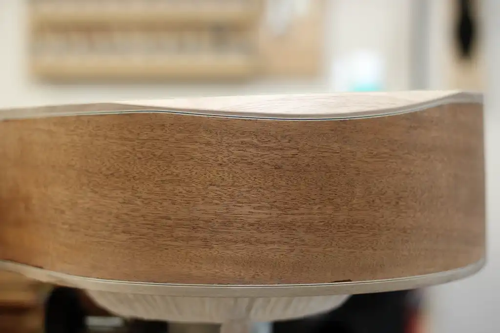 Arm Bevel - Walnut