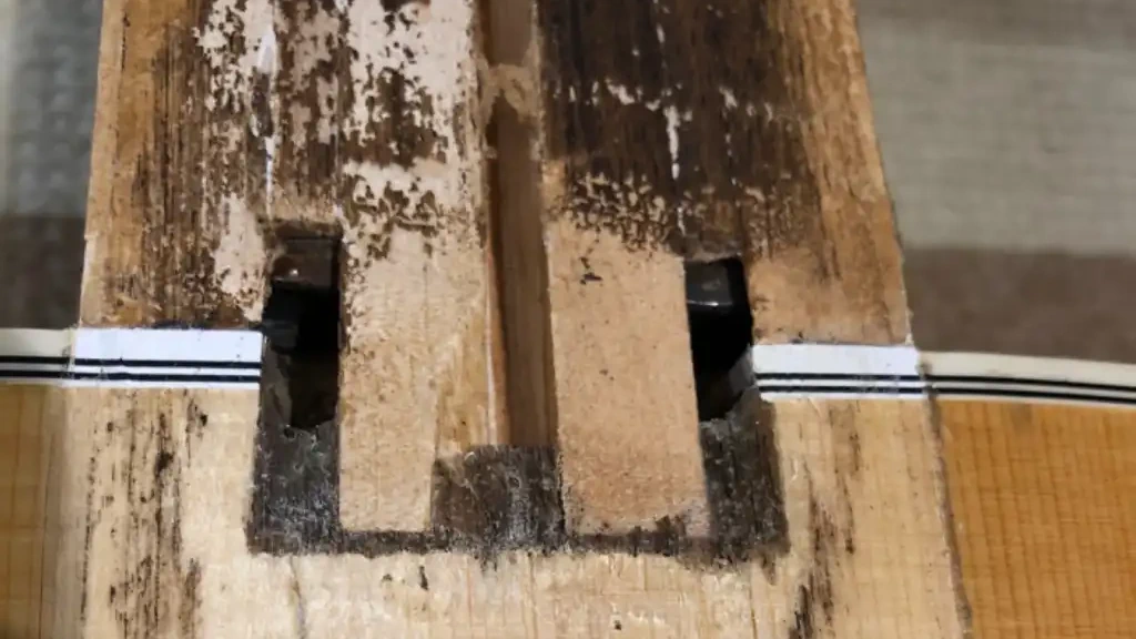 Cozad Guitars - Vintage Guild Neck Joint