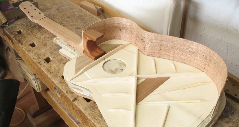 Spanish Heel Neck