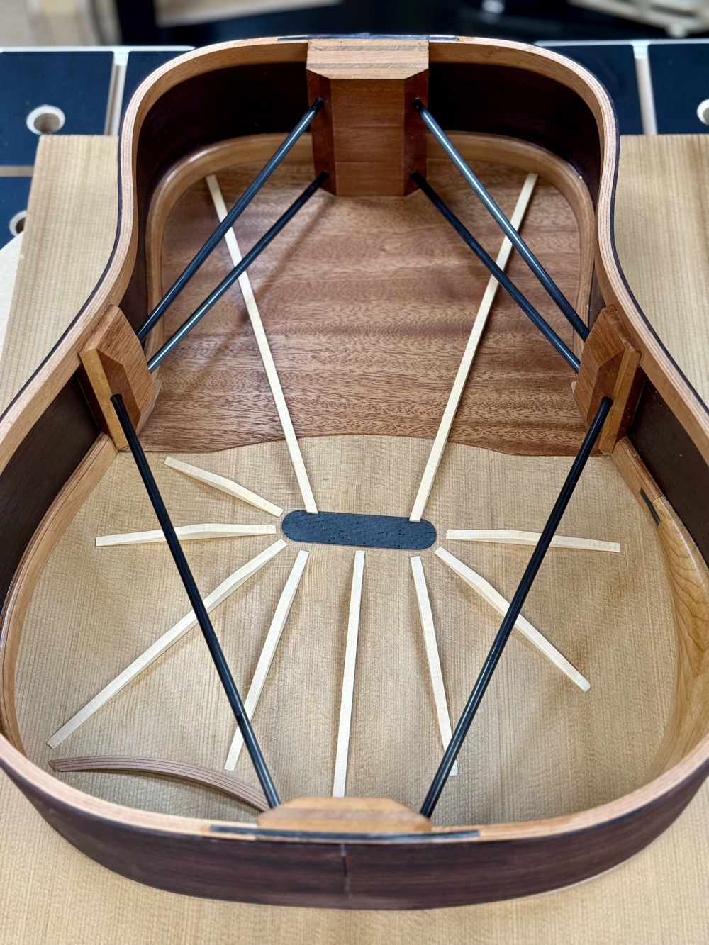 The First Turbo Guitar