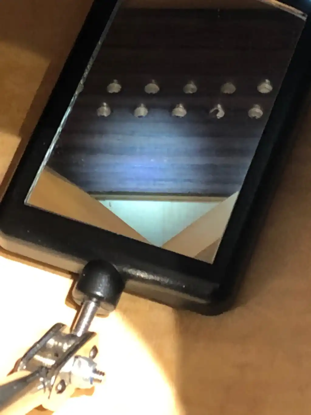 Clean Holes in the Bridgeplate