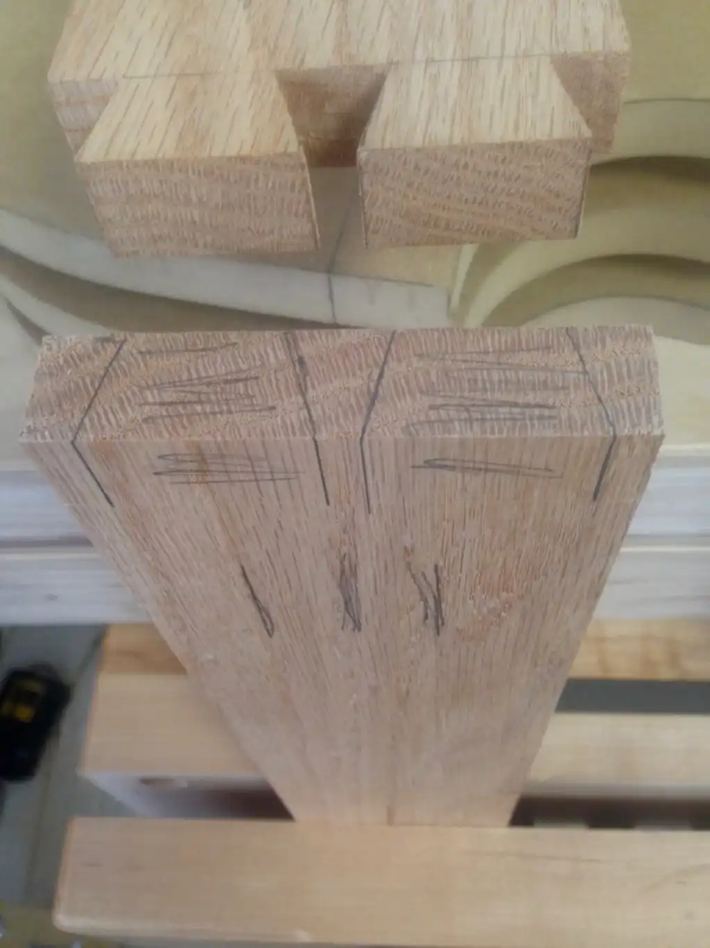 Pencil lines of the Pins