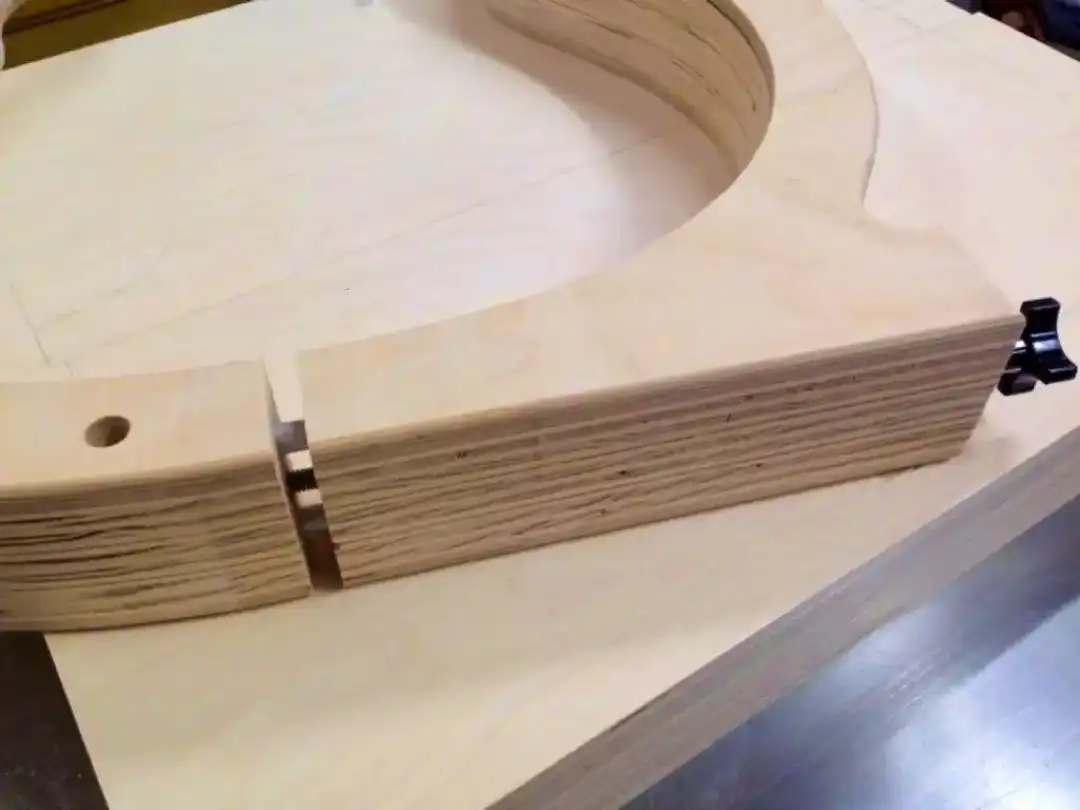 Body Mold Opening